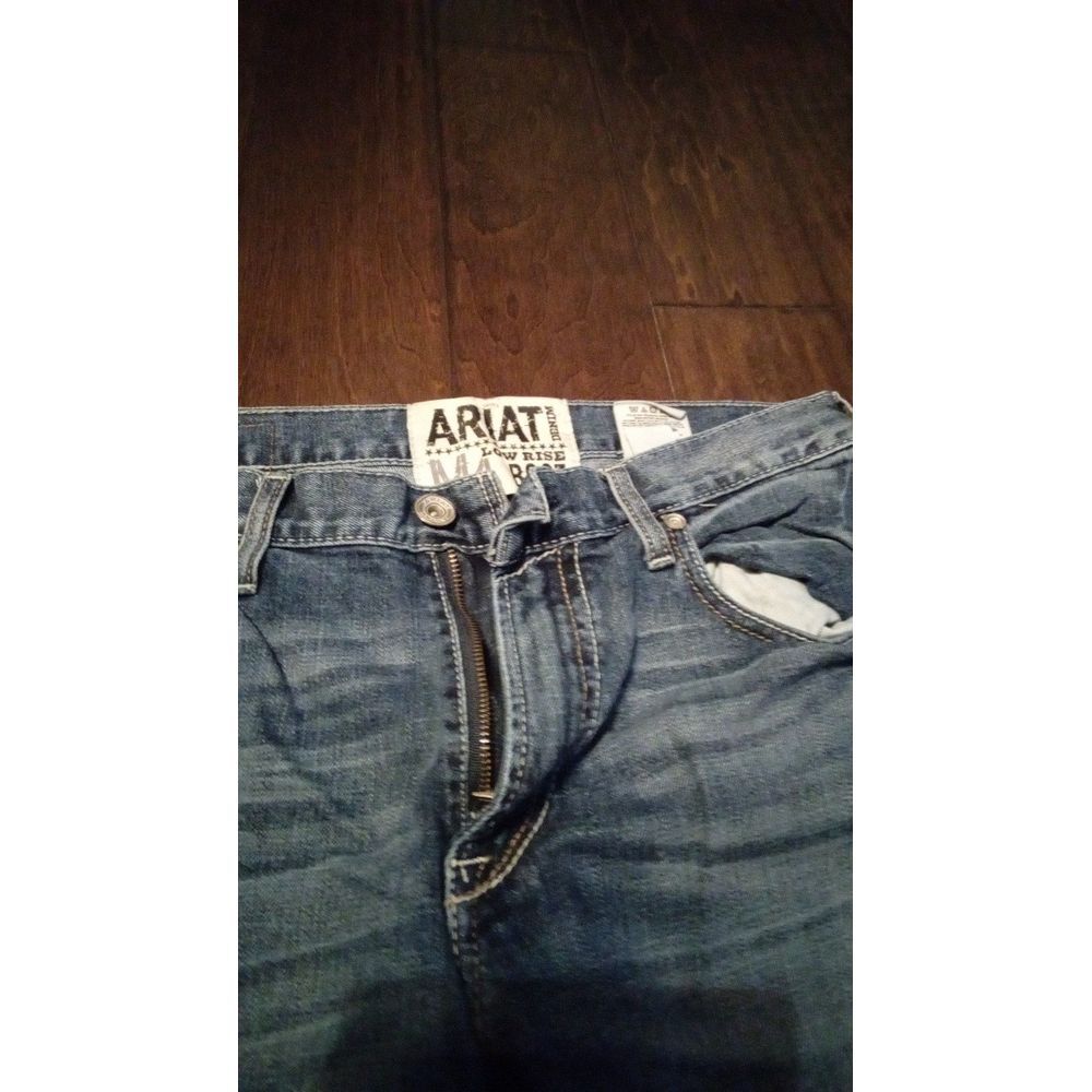 Ariat Classic‎ Boot Cut Medium Wash Denim Jeans Western Cowboy Style